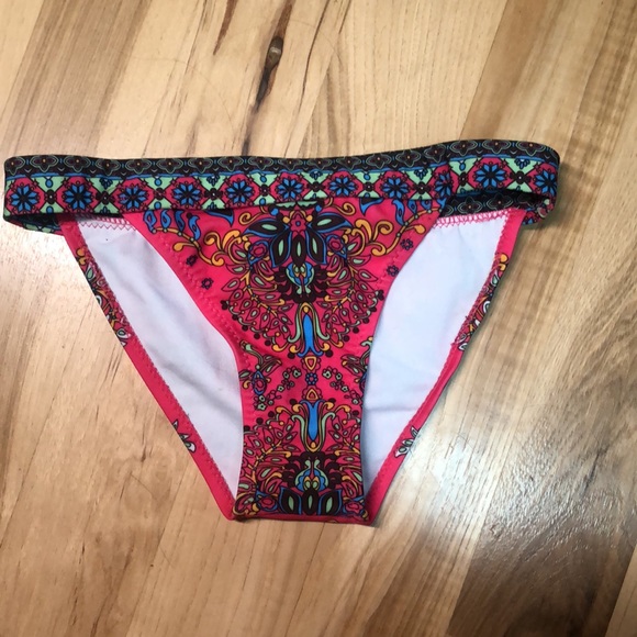 Bikini 👙🧡🌞 - Picture 2 of 5